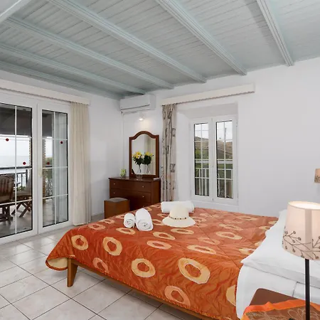 Fotini Apartment